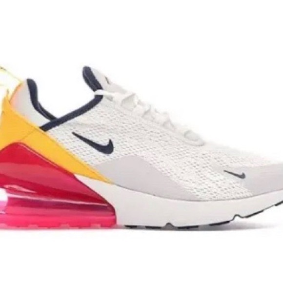 Nike womens 270s Brand new without box. - Picture 2 of 4